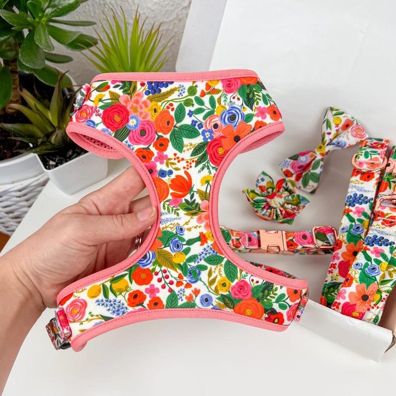 floral themed adjustable dog harness with bowtie collar, perfect for pets' wedding or birthday celebrations.