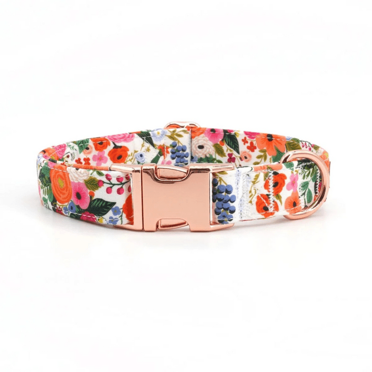 Strawberry-themed adjustable dog harness with bowtie collar, perfect for pets during weddings or birthdays.
