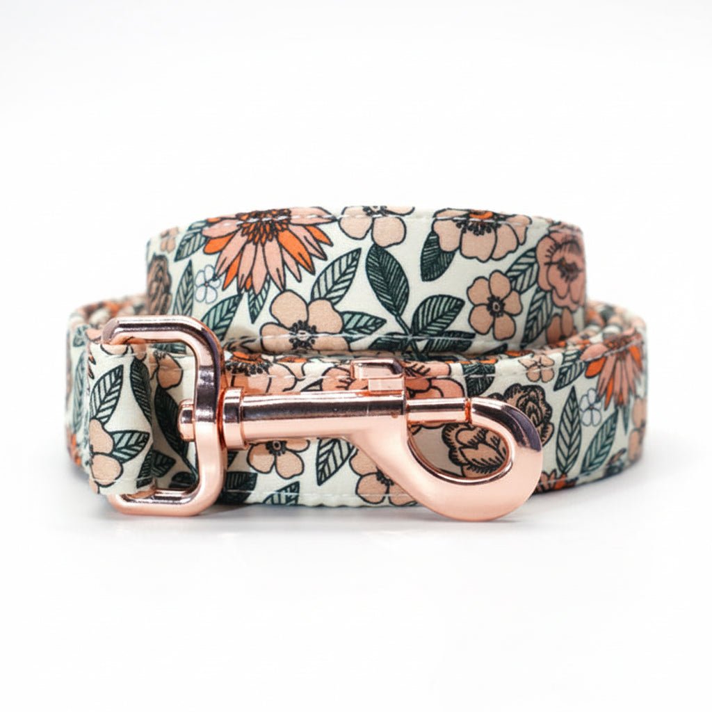 Durable metal buckle dog collar with engraved flower design, fashionable pet accessory for small to medium dogs.