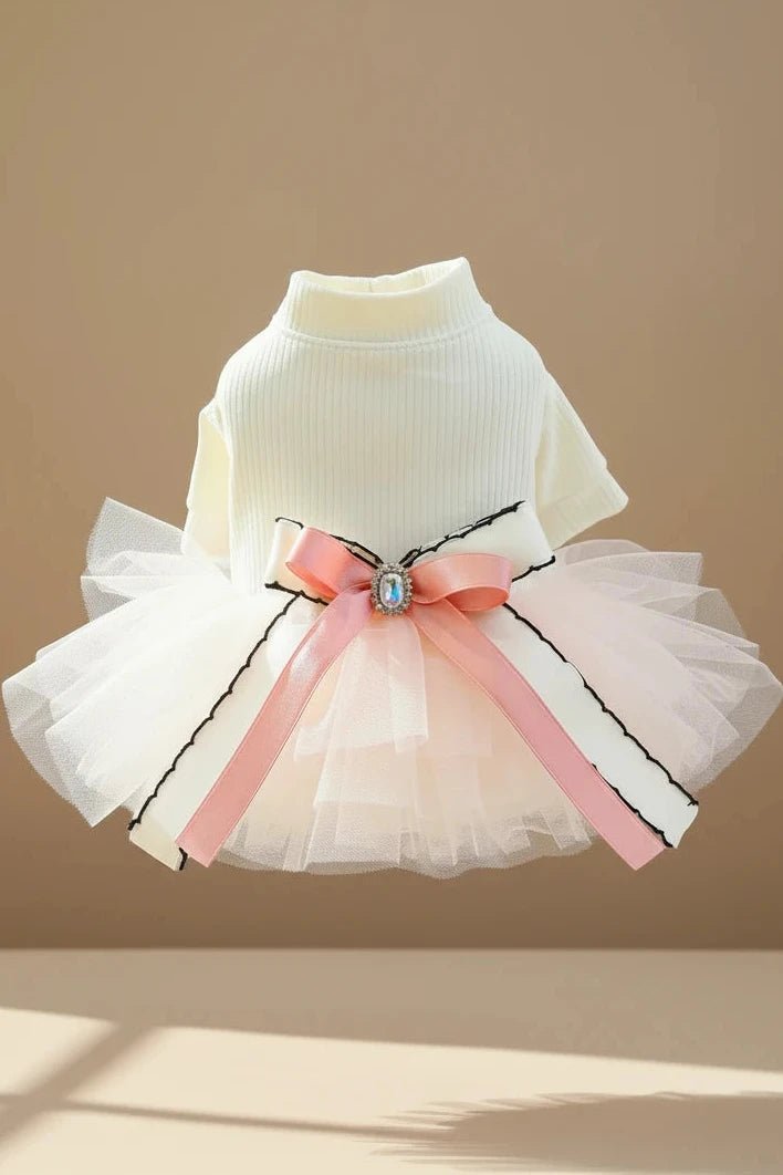 	•	“Small dog wearing Lace Fleur Dress with tutu skirt, lace bow, and embroidered top”
	•	“Boutique tutu dress with plain cotton top and lace bow, small dog apparel”
	•	“Small dog in Lace Fleur Dress, tutu skirt and lace bow”